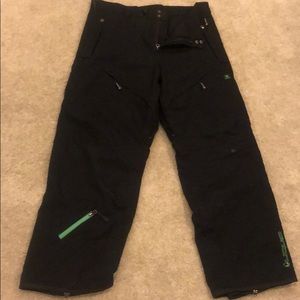 Snowboard pants